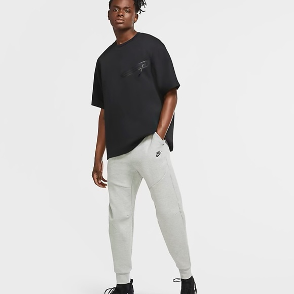 Nike Tech Fleece Jogger Pant - Picture 6 of 6